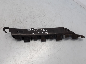 Aizmugurējā bampera kronšteins - 8200102958 