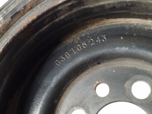 Volkswagen Passat B6 (2005–2010) Väntvõlli rihmaratas 036105243 - 2