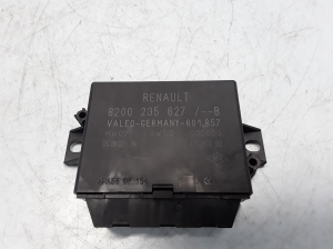 Parking system control unit - 8200235627 