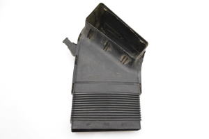 Air intake hose - 8E0129617D