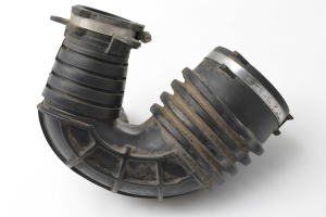 AUDI A6 C6 (2004–2011) Luftansaugschlauch 4F0129615E - 3