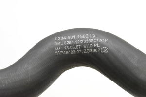 Mercedes Benz C-Class 204 (2007–2014) Jahutusradiaatori voolik A2045011682 - 3