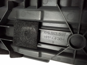 Porsche Cayenne (2010–2017) Sonstiges Teil Kofferraum innen 7P0863599 - 3