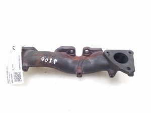  Exhaust manifold 