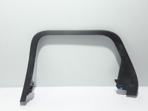 Rear side door inner window molding - 31403980