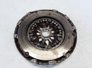 RENAULT Espace IV (2002–2014) Siduri surveplaat 7711368148 - 2