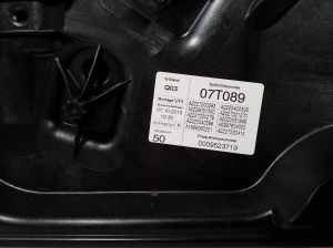 Mercedes Benz S-Class 222 (2013–2020) Priekšējo durvju logu pacēlājs A2227200279 - 2