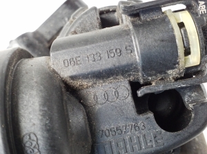 AUDI A8 D4 (2010–2017) Ansaugkrümmer 06E133109 - 4