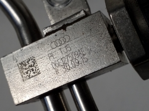 AUDI A8 D4 (2010–2017) Pipe 06E127509AE - 2