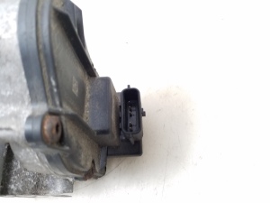  EGR valve 