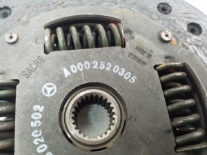 Mercedes Benz A-Class 168 (1997–2004) Kupplungsscheibe A0002520305 - 3