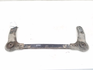   Halter Hilfsrahmen vorne  -  