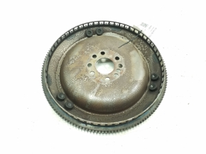  Clutch flywheel 