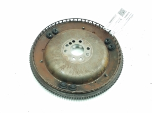  Clutch flywheel 