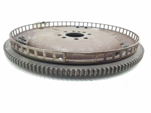  Clutch flywheel 