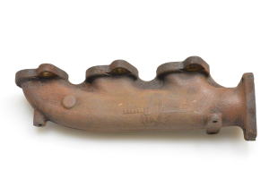  Exhaust manifold 