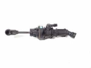 Mitsubishi ASX (2010–2026) Clutch master cylinder 2345A025 - 2