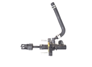 Clutch master cylinder - 314200D070