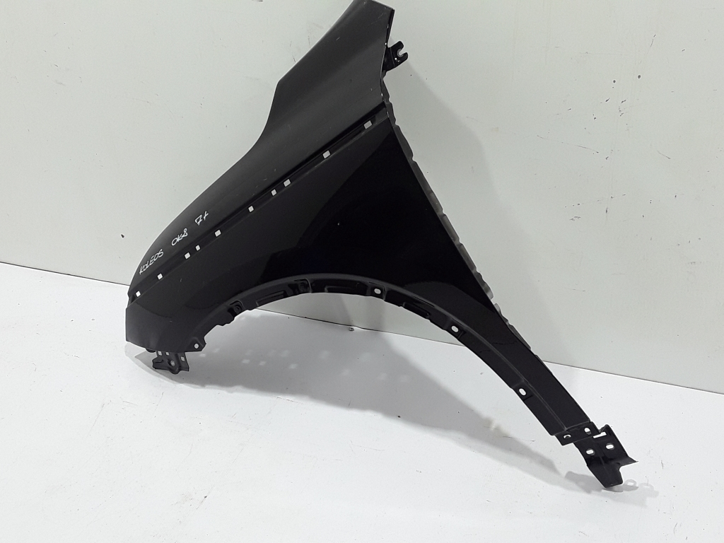 Used RENAULT Koleos Front wing 631012395R