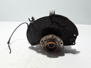 RENAULT Scenic (2016–2026) Radnabe Vorderrad 400119803R - 3