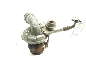   Turbolader und seine Teile  -  