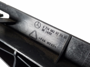 Mercedes Benz CL-Class C216 (2006–2014) Välise aknalaua klamber A2166830224 - 3