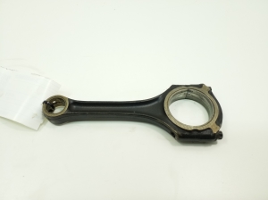  Connecting rod 