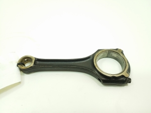   Connecting rod 