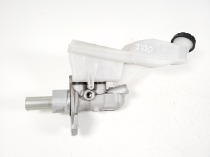 Mercedes Benz B-Class 246 (2011–2017) Brake master cylinder A2464300101 - 3