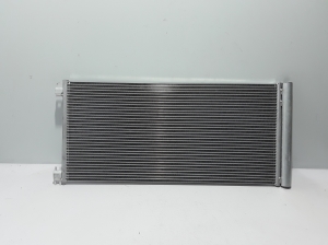RENAULT Trafic III (2014–2022) A/C condenser 921008178R - 2