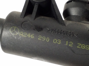 Mercedes Benz B-Class 246 (2011–2017) Clutch master cylinder A2462900312 - 3