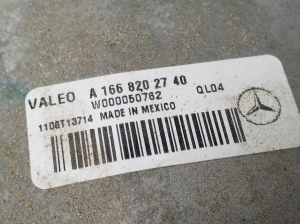  Priekinio stiklo valytuvų mechanizmas 