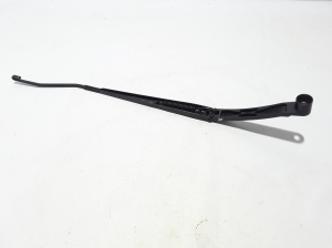  Windshield wiper blade 