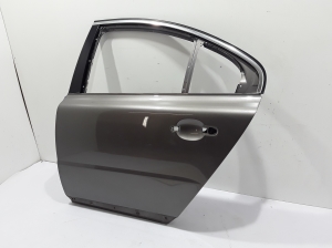  Rear side doors 