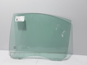  Glass rear side door 