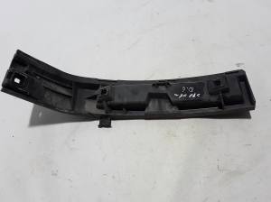  Rear bumper bracket 