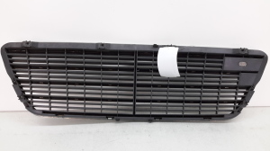 Mercedes Benz E-Class W210 (1995–2002) Kühlergrill A2108800583 - 3