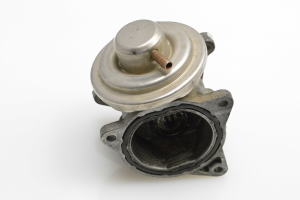  EGR valve 