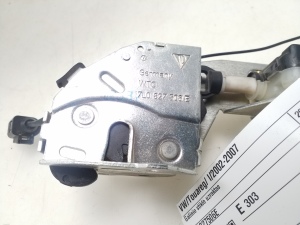 Volkswagen Touareg I (2002–2010) Rear window lock 7L0827506E - 2