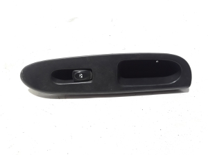 Fensterheberschalter vorne - 7700433532
