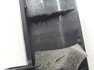 VOLVO V90 (2016–2026) Tagumise toe sisekujundus 31377674 - 3