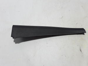 Aizmugurējā statņa iekšējā apdare - 31377659