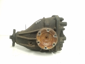   Rear reducer 