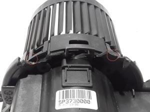  Cabin shoulder motor 