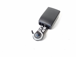 Mercedes Benz GL-Class 166 (2012–2015) Sicherheitsgurtschloss hinten A1668602969 - 3