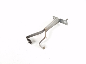 Mercedes Benz E-Class W207 (2009–2017) Halter Unterfahrschutz vorne A2075240240 - 3