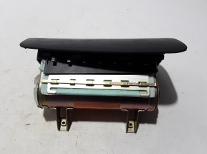 Subaru Legacy III (1998–2003) Passenger dashboard airbag 98271AE000ML - 2