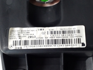 Mercedes Benz E-Class W207 (2009–2017) Salona paneļa cita detaļa A2078603902 - 3