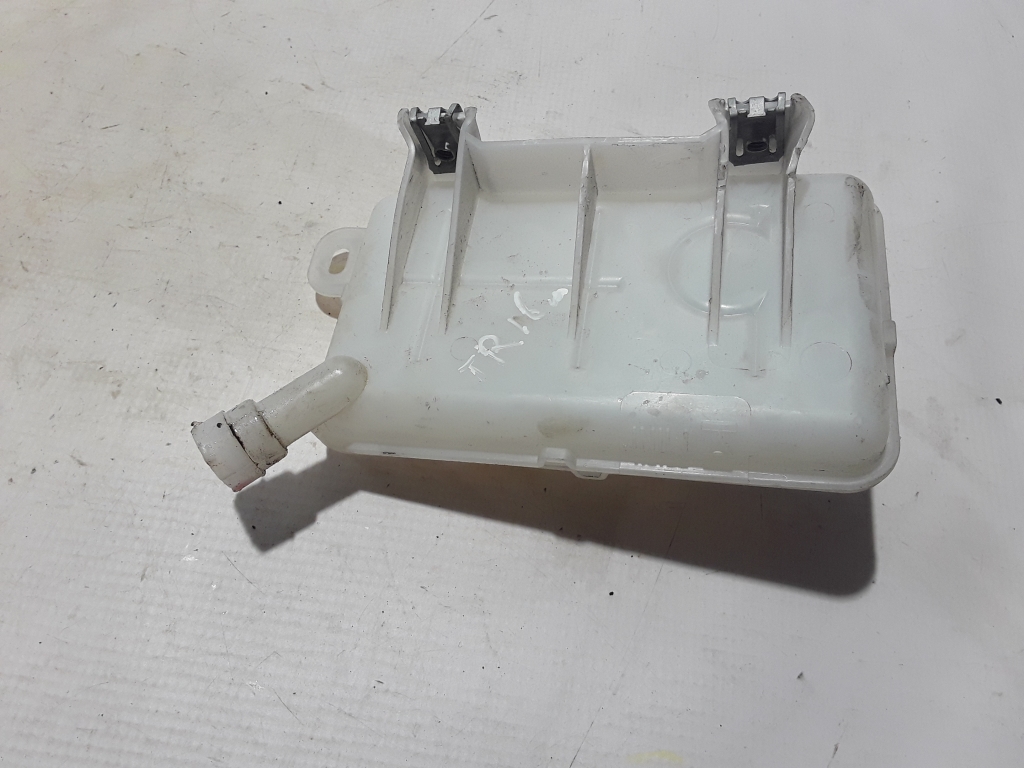 RENAULT Trafic 3 generation (2014-2023) Brake Fluid Tank 460913647R 22404655