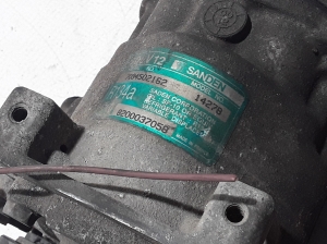 RENAULT Clio II (1998–2005) A/C compressor 8200037058 - 2